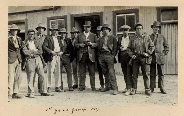CAC 1st year group 1917. LUHC2026.47.9.1. https://livingheritage.lincoln.ac.nz/nodes/view/108670 